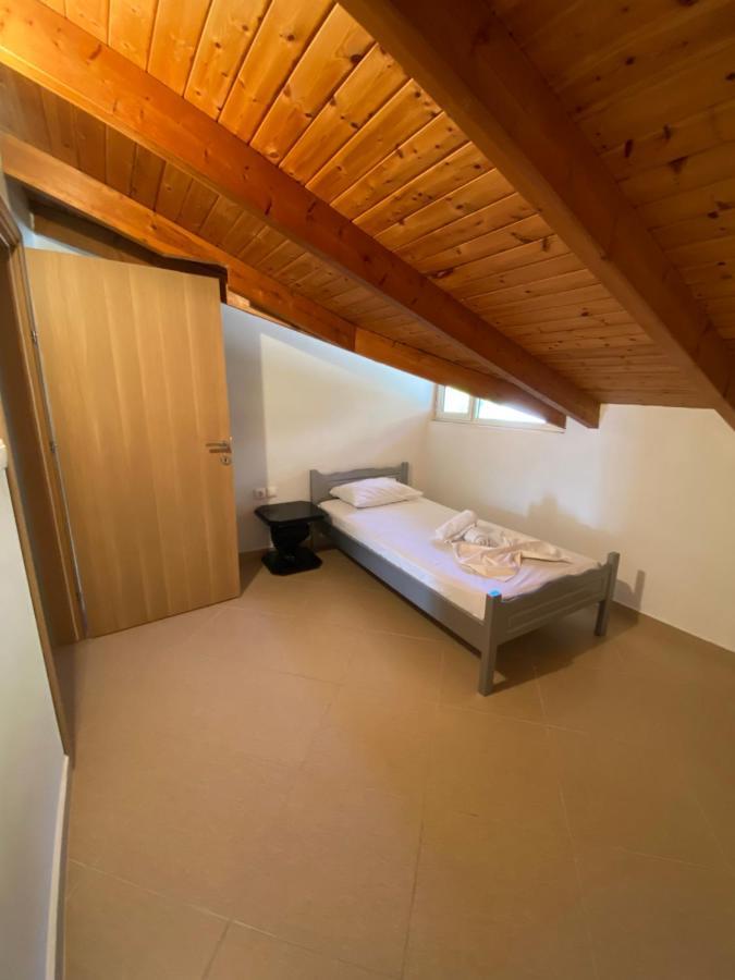 L.T. Apartment 5Th Street Saranda Kültér fotó