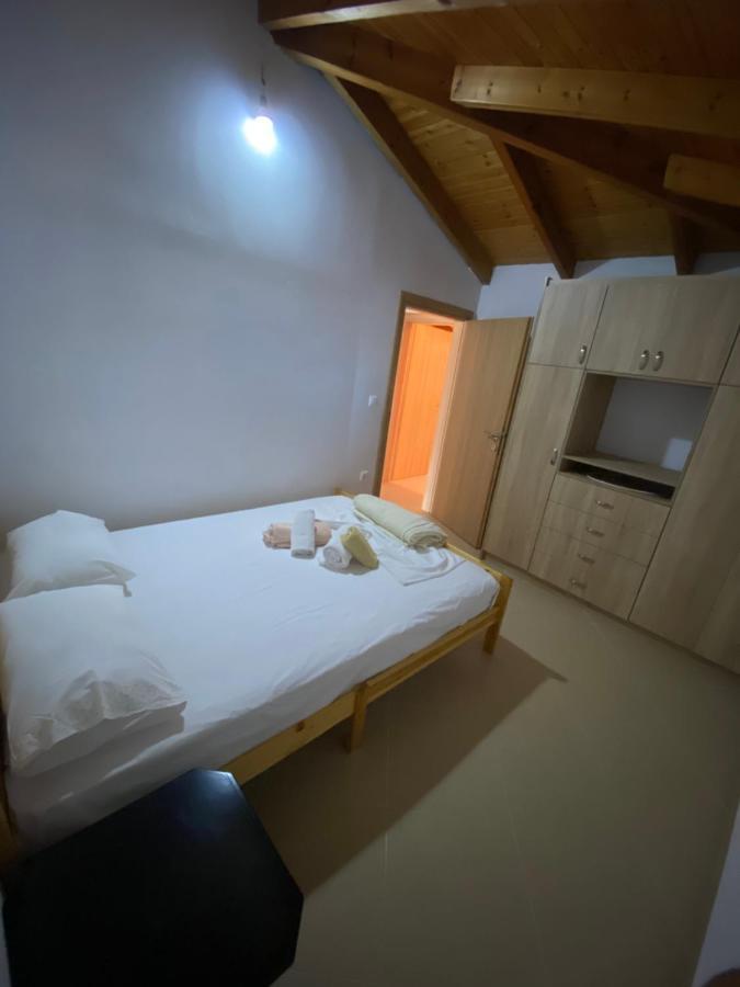 L.T. Apartment 5Th Street Saranda Kültér fotó