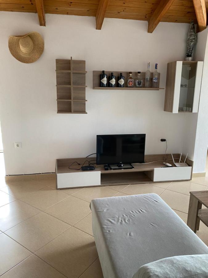 L.T. Apartment 5Th Street Saranda Kültér fotó