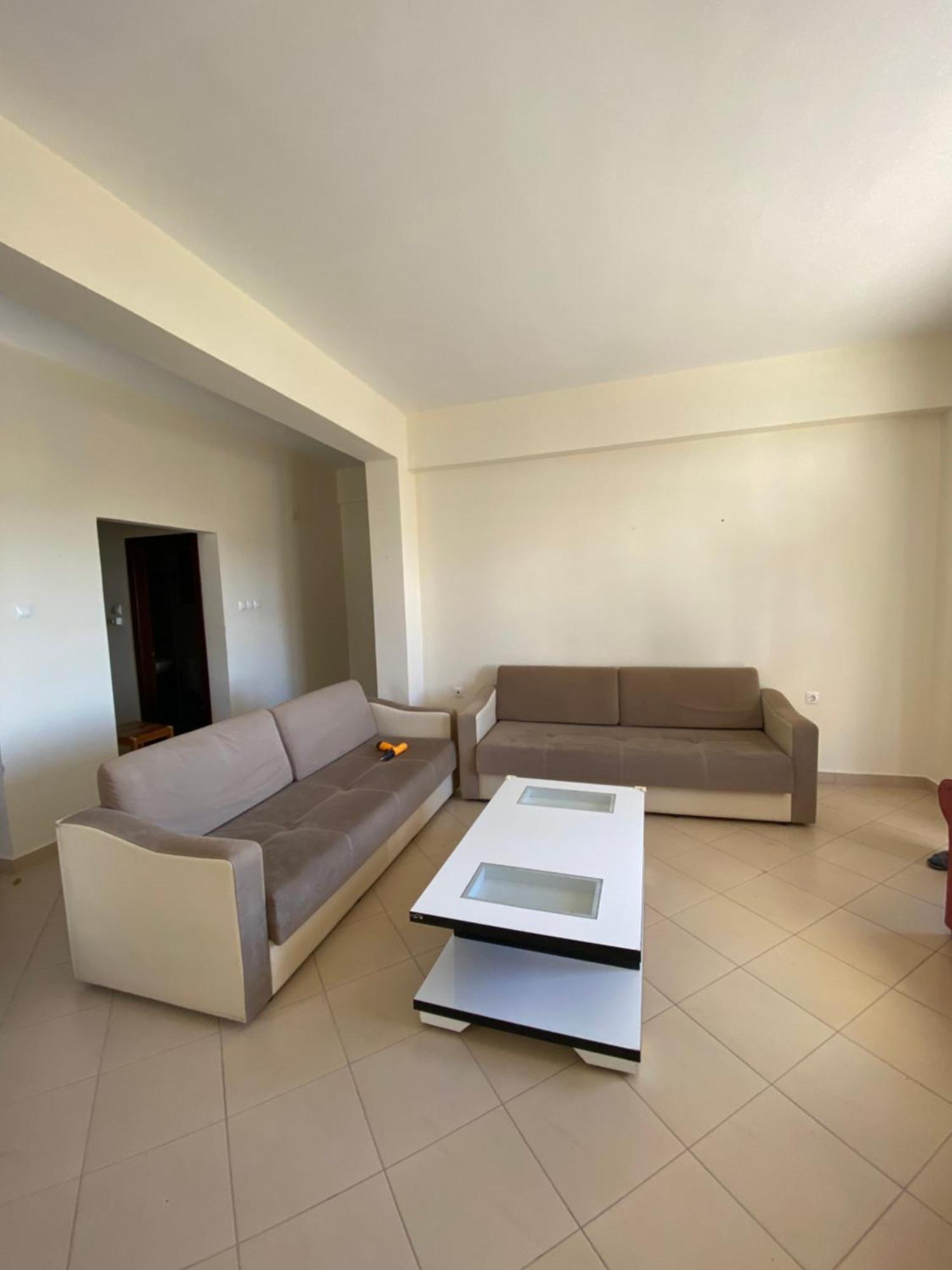 L.T. Apartment 5Th Street Saranda Kültér fotó