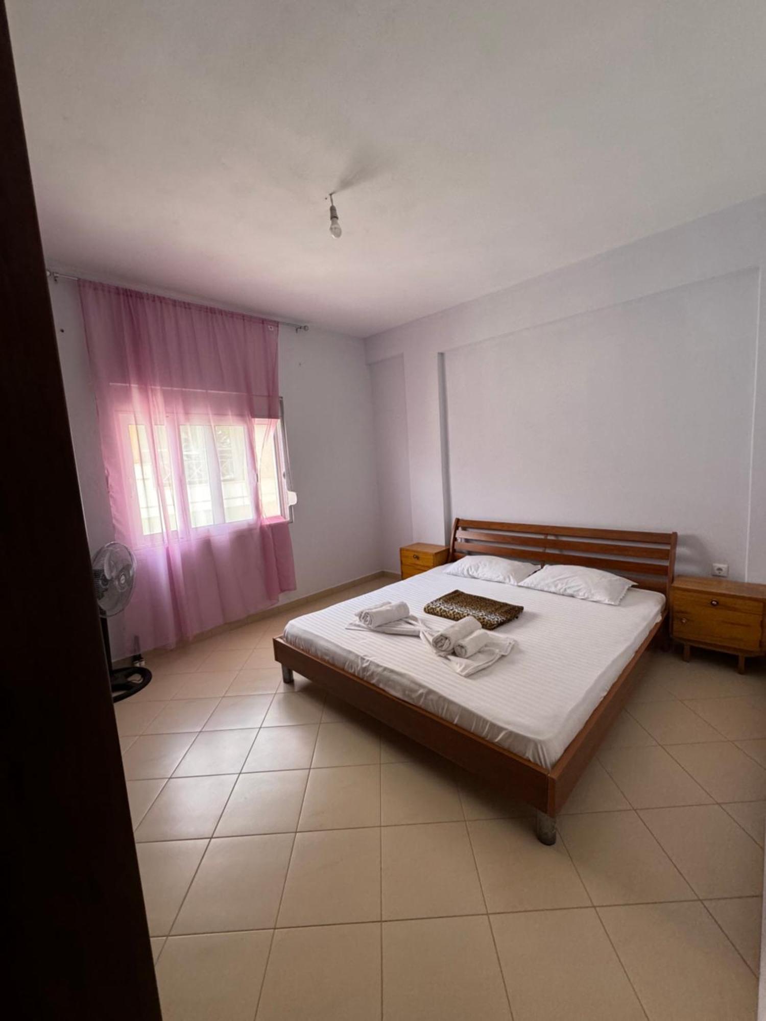 L.T. Apartment 5Th Street Saranda Kültér fotó