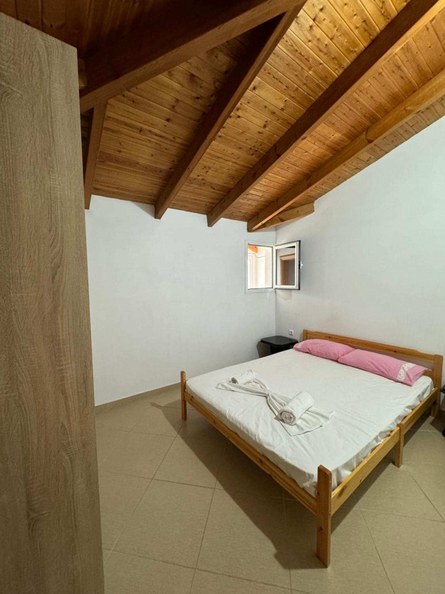 L.T. Apartment 5Th Street Saranda Kültér fotó